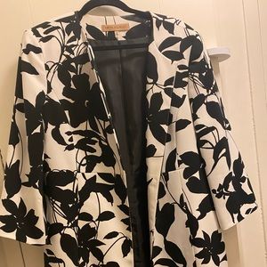 Black and white floral print blazer